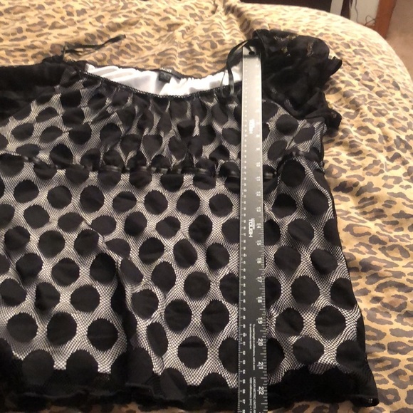 AGB size XL black & white scoop neck polka dot lined lace top built in camisole - Picture 8 of 11
